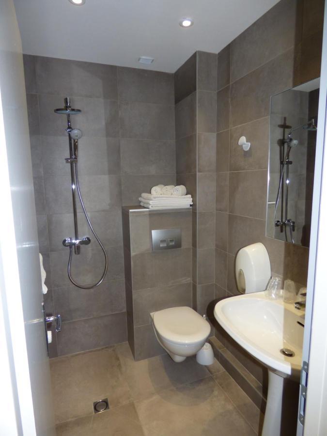 Auberge Des Avenieres Les Avenières Екстериор снимка