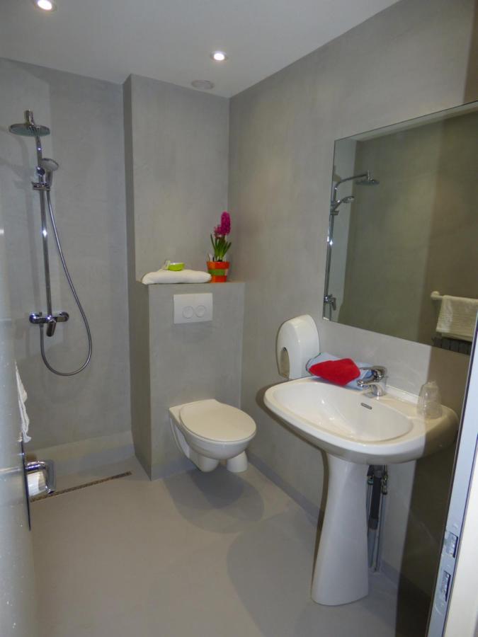 Auberge Des Avenieres Les Avenières Екстериор снимка